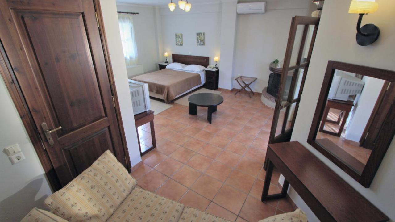 Vateri Hotel Límni Buitenkant foto