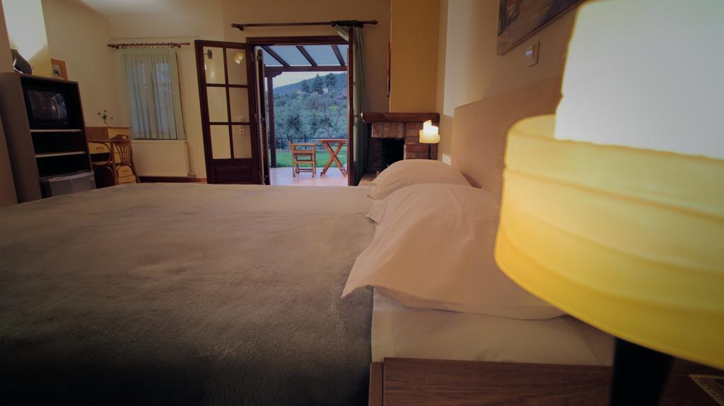 Vateri Hotel Límni Kamer foto